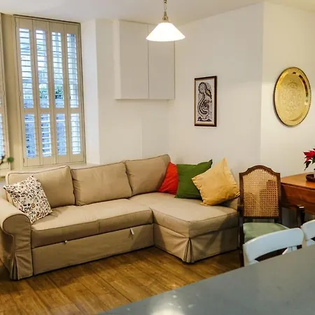 Quiet Ground Floor Mews Flat And Parking Apartment Edinburgh Exterior photo